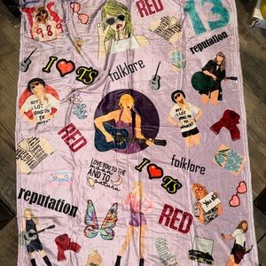 Taylor swift blanket